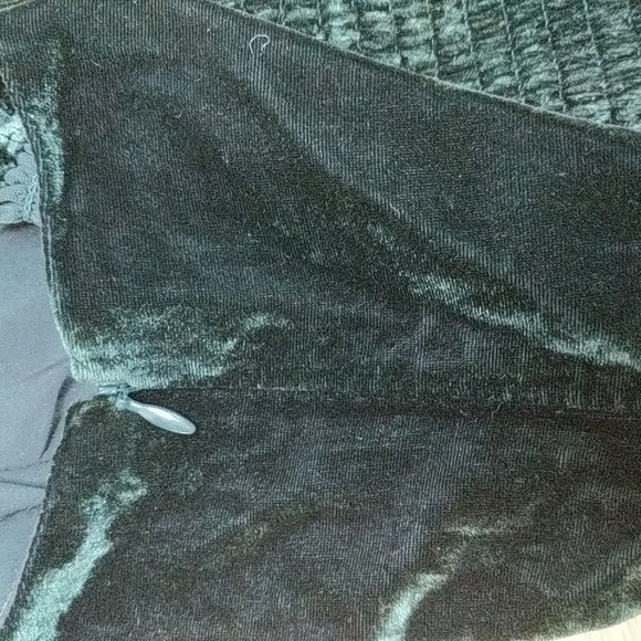 House of Harlow Green Velvet Dress Sz Medium - Picture 12 of 12
